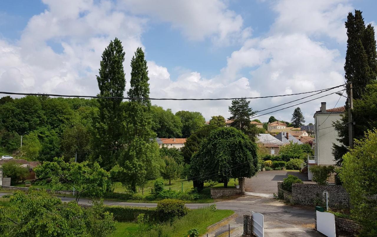 Le Pre Pigeon 86250 Charroux Vienne B&B 외부 사진