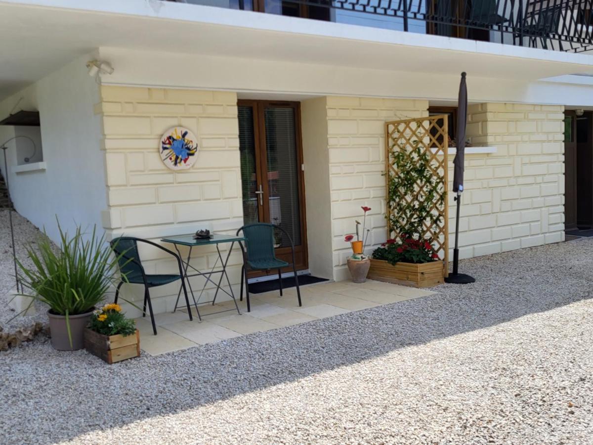 Le Pre Pigeon 86250 Charroux Vienne B&B 외부 사진